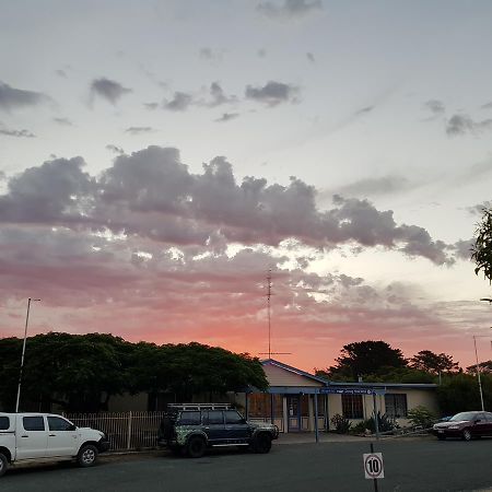 Coorong Hotel Motel Salt Creek Bagian luar foto